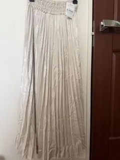 新品未使用タグ付き リエンダプリーツスカート