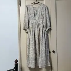 ロペピクニック花柄ワンピース
