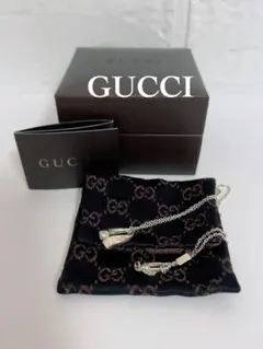 GIVENCHY ジバンシー Uロック ピアス シルバー イタリア製 箱 保存袋