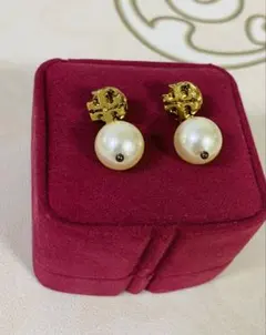 Item thumbnail for item 189060e8-120e-4bd4-ac8a-757959f1809a