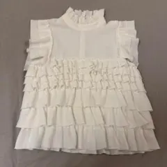 フリルトップス