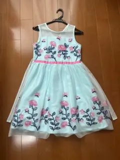 バラ刺繍 ドレス リボン付き　サイズ12(140)