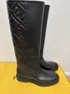 美品 FENDI フェンディ ブーツ ロングブーツ 革 レザー ブラック 38 2025年最新】Fendi 素材：本革 ロングブーツの人気アイテム
