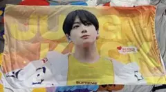 Item thumbnail for item 5b0c1cf2-fb46-4b7b-84ac-b71dfcd8b7ee