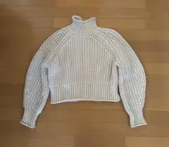 H&M クリーム色 タートルネックセーター L
