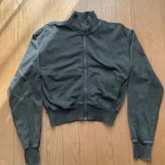 ZARA 短丈 ジップ スウェット s