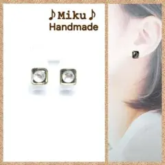 No.549-A 樹脂ポストピアス☆レジン☆半球ラインストーン