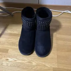 Item thumbnail for item e7425eb9-eeac-491c-8ba2-fc67c273fe49