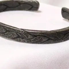 バングルブレスレット　ヴィンテージ シルバーアンティークレトロ リーフ柄男女兼用