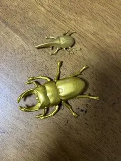 クワガタ　カブトムシ　フィギュア　金　クレーンゲーム