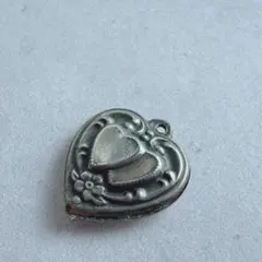 【J3751】40s スウィートハートジュエリー　ヴィンテージ　チャーム