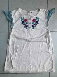 ラグマート　刺繍入りホワイトトップス 130cm