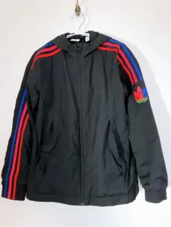 アディダス フード付きジャケット 黒　キッズ　サイズ150