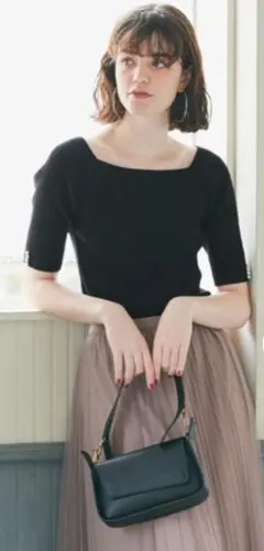 値下げ　新品　コカ　袖パールスクエアニット