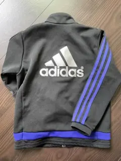 adidasジャージ子供服上着１２０サイズ
