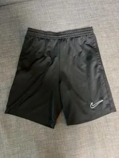 Nike ブラック ハーフパンツ　Mサイズ