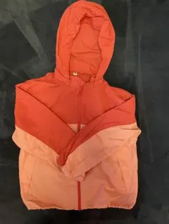 UNIQLOポケッタブルパーカー140cm
