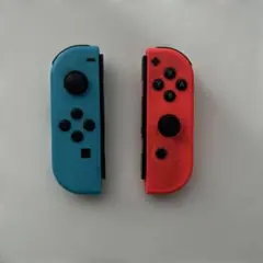 Nintendo Switch ジョイコン 青と赤