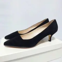 ネブローニ パンプス