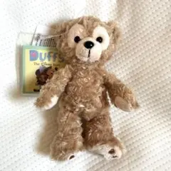 【新品未使用】Disney ダッフィー　ぬいぐるみバッジ タグ付き