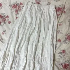 プリーツスカート