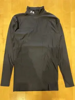 アンダーアーマー　コンプレッションインナー　コールドギア　M 長袖