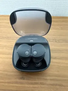 ぼっち•ざ•ろっく! 後藤ひとりコラボ ワイヤレスイヤホン - メルカリ
