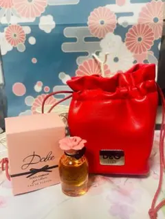 돌체앤가바나 돌체 가든 퍼퓸 5ml 브랜드 뉴+D&G 파우치 포함