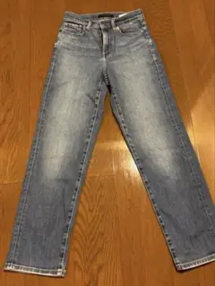 UNIQLO ユニクロ ハイライズストレートジーンズ 23