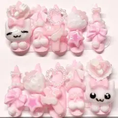 甘々いちご猫ネイルチップ 地雷系 量産型 姫系 ハンドメイド