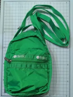 LeSportsac ミニショルダーバッグ グリーン バックパック型のサムネイル