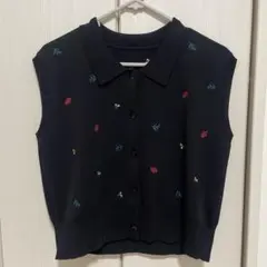 ポロカラーフラワー刺繍ニット　ナチュラルビューティーベーシック　Ｎ．花柄 刺繍のサムネイル