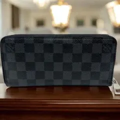 【極美品】ルイヴィトン　ダミエグラフィット　ヴェルティカル　G1