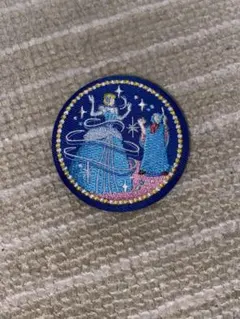 ディズニー刺繍缶バッチ2 シンデレラ