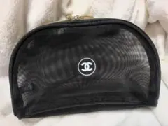Chanel ブラックメッシュポーチ