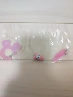 TWICE Lovelys　アクリルカラビナフロッキーマスコット　モモ