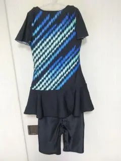 FILA 、セパレート水着 、7号、