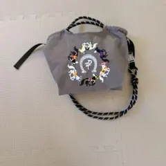 グレーの馬刺繍ショルダーバッグ