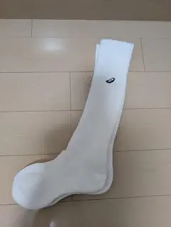未使用　アシックス　ハイソックス白　 23〜25cm