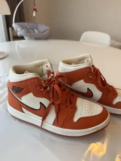 Nike Air Jordan 1 オレンジ/ホワイト