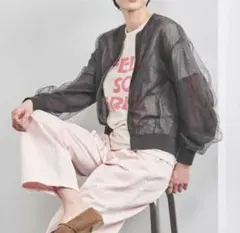 UNITED ARROWSチュール ジップ カーディガン