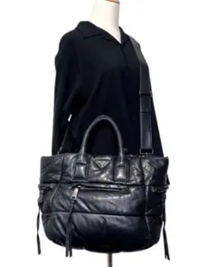 【PRADA】プラダ ⭐︎保証書有り⭐︎袋付き ナッパボンバー ショルダーバッグ