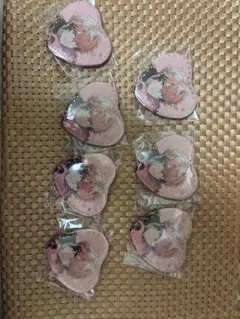 にじさんじ 赤城ウェン バレンタイン ハート缶バッジ 16点 - メルカリ
