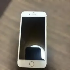 Apple iPhone 7 ゴールド