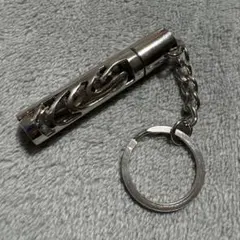 【ヴィンテージ風】透かしデザイン　カプセルキーホルダー　ネジ式