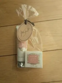 JILLSTUART ハンドクリーム＆リップバーム セット