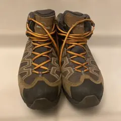 Item thumbnail for item ea7e6f02-55b3-4c30-b41a-71c8e6d3023c