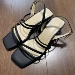 ジーユー　サンダル　新品未使用のサムネイル