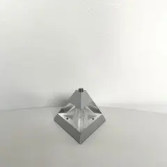 謎　ピラミッド イルミネーションライト LED インテリア 置物 ナイトライト