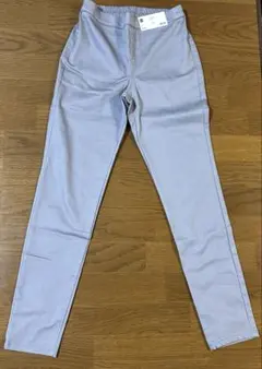【新品】　GU　レギンスパンツ　L